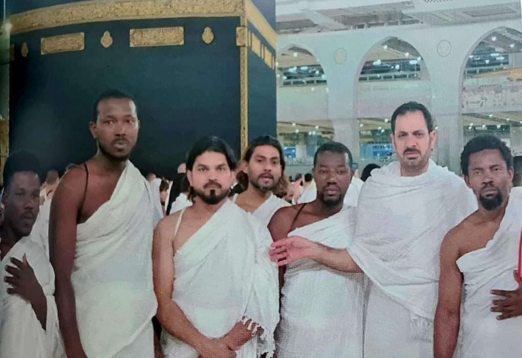 New Muslims performing the Umrah